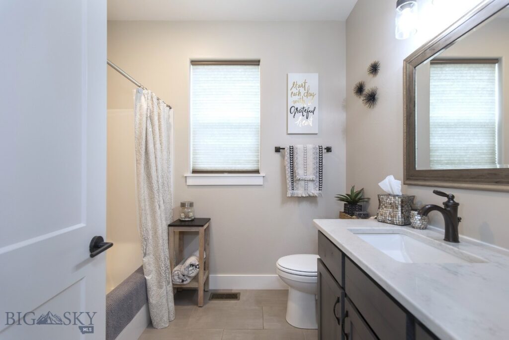 1511 Powers Boulevard, Belgrade MT 59714