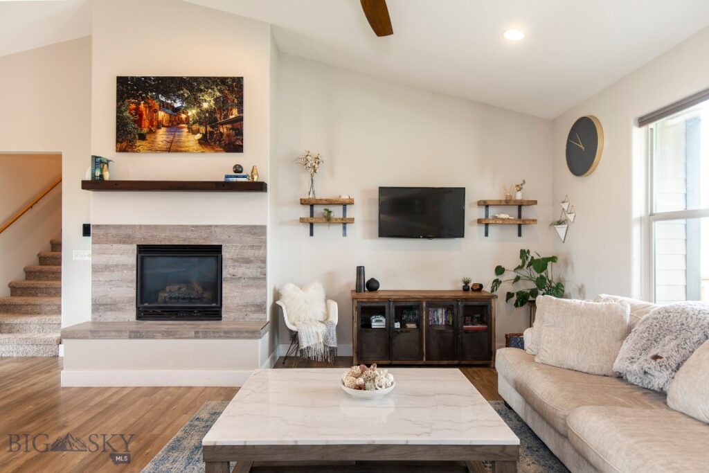 1511 Powers Boulevard, Belgrade MT 59714