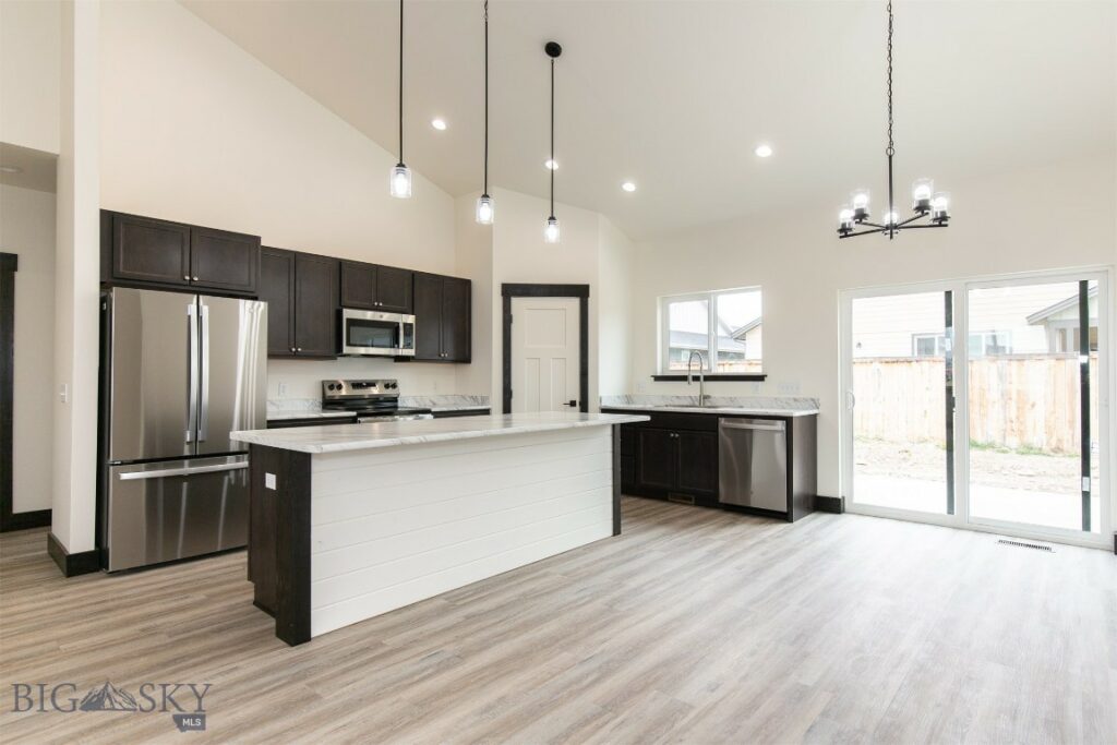 1511 Pistolero Way, Belgrade MT 59714