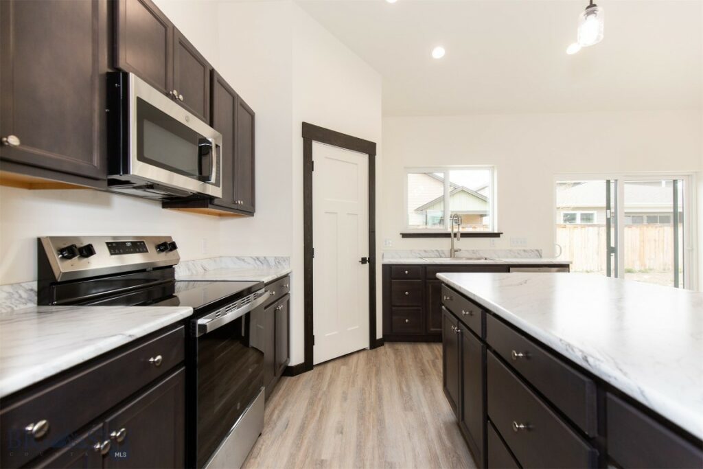 1511 Pistolero Way, Belgrade MT 59714