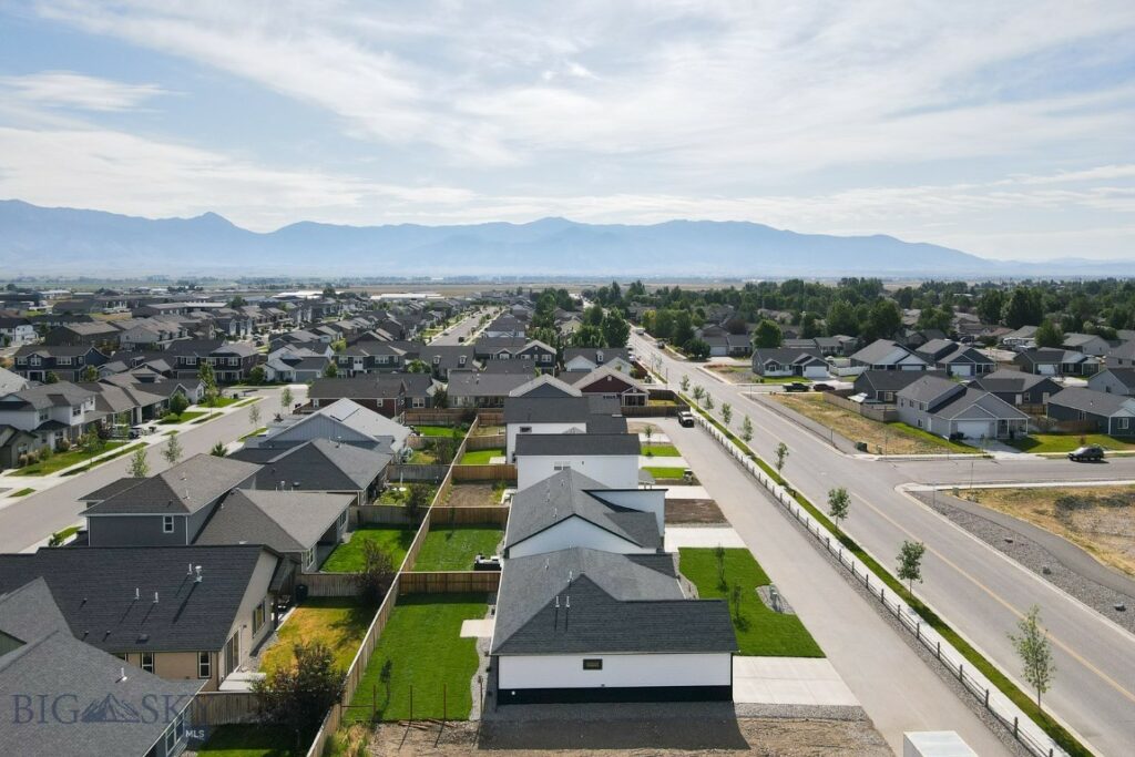 1511 Pistolero Way, Belgrade MT 59714