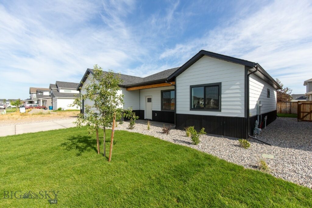 1511 Pistolero Way, Belgrade MT 59714