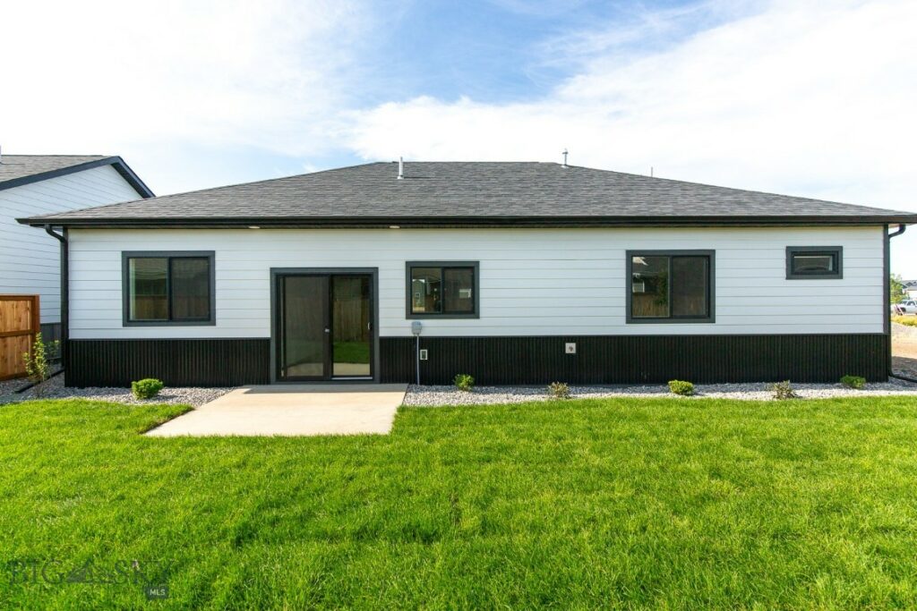 1511 Pistolero Way, Belgrade MT 59714