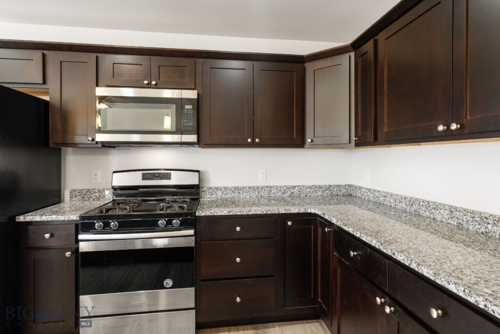 1514 Oakwood, Belgrade MT 59714