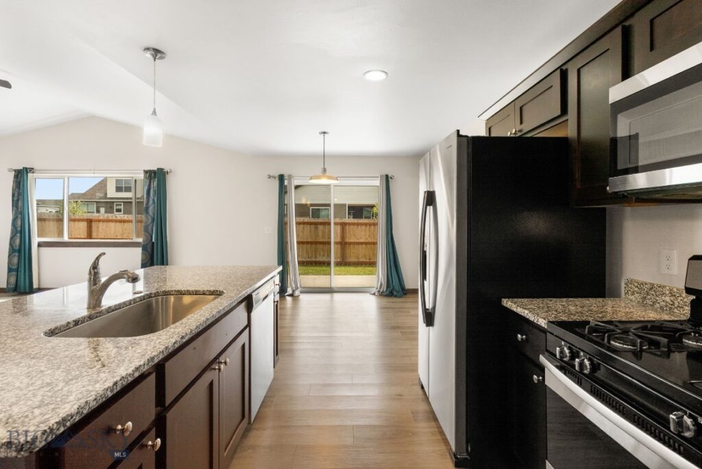 1514 Oakwood, Belgrade MT 59714