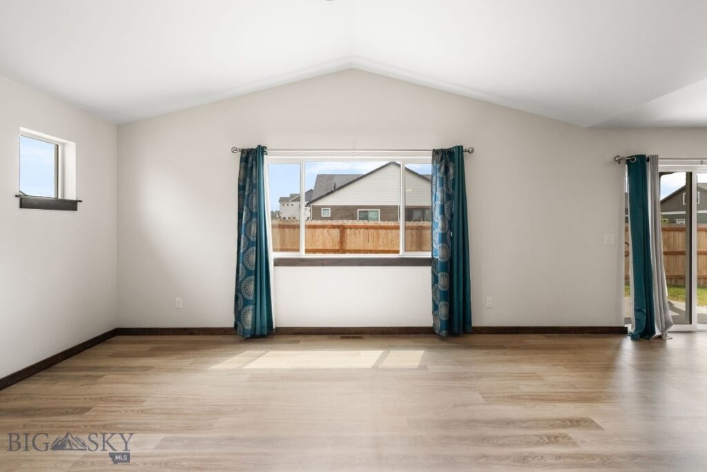 1514 Oakwood, Belgrade MT 59714