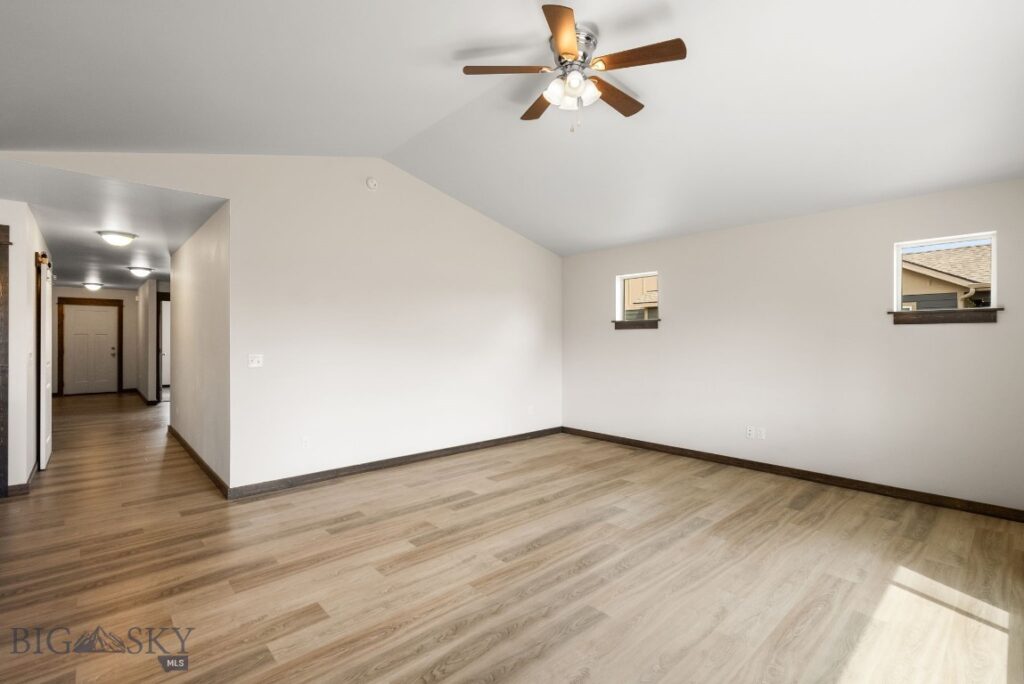 1514 Oakwood, Belgrade MT 59714