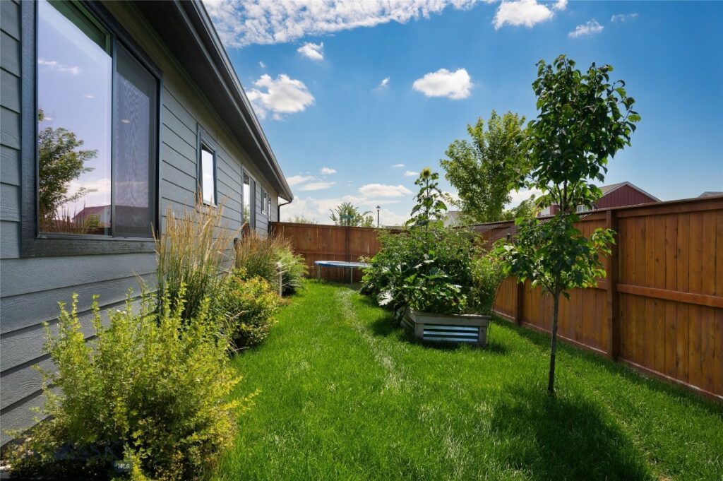 1517 Masterson Lane, Belgrade MT 59714