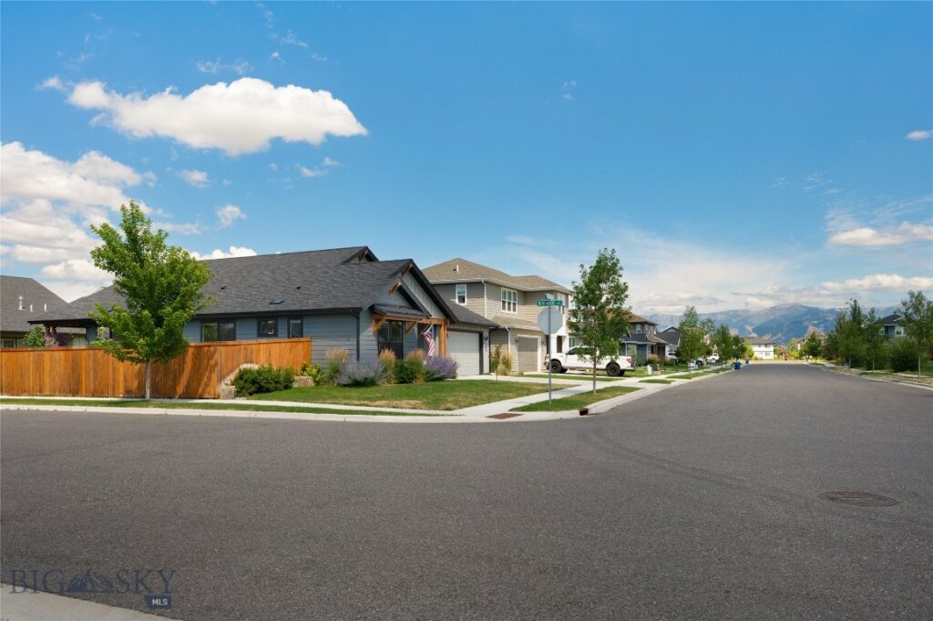 1517 Masterson Lane, Belgrade MT 59714