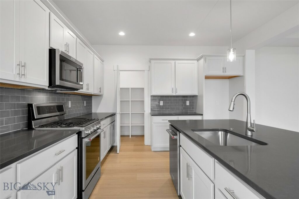 1518 Cyril Way, Belgrade MT 59714