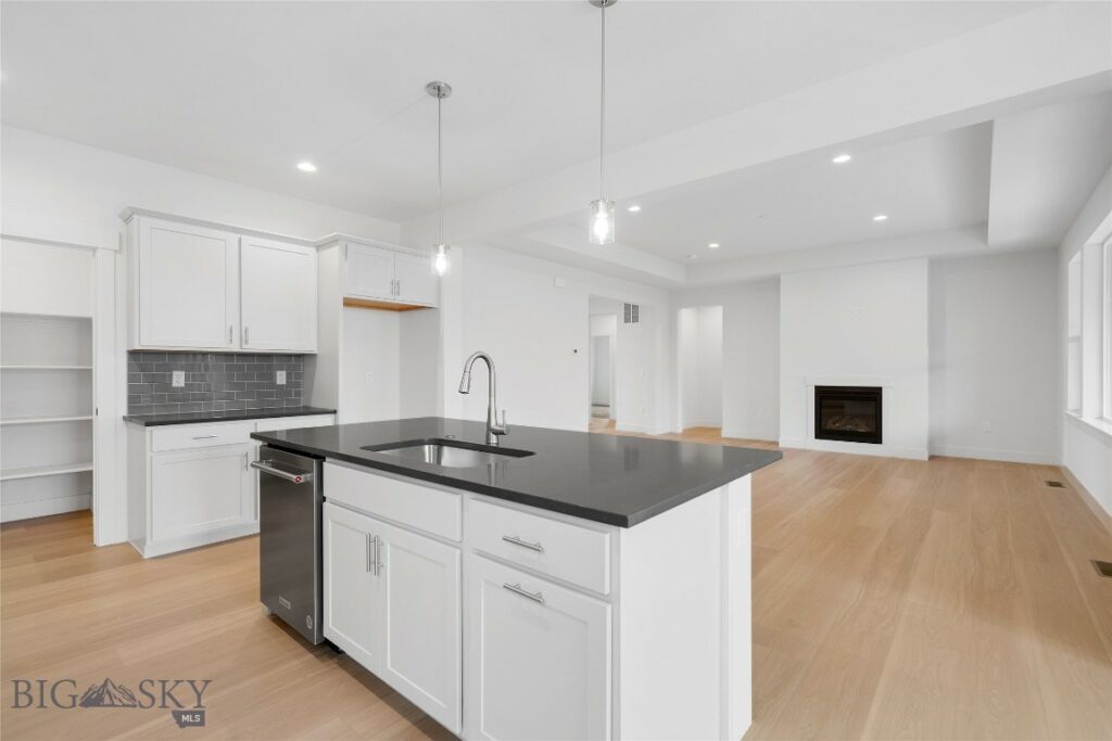 1518 Cyril Way, Belgrade MT 59714