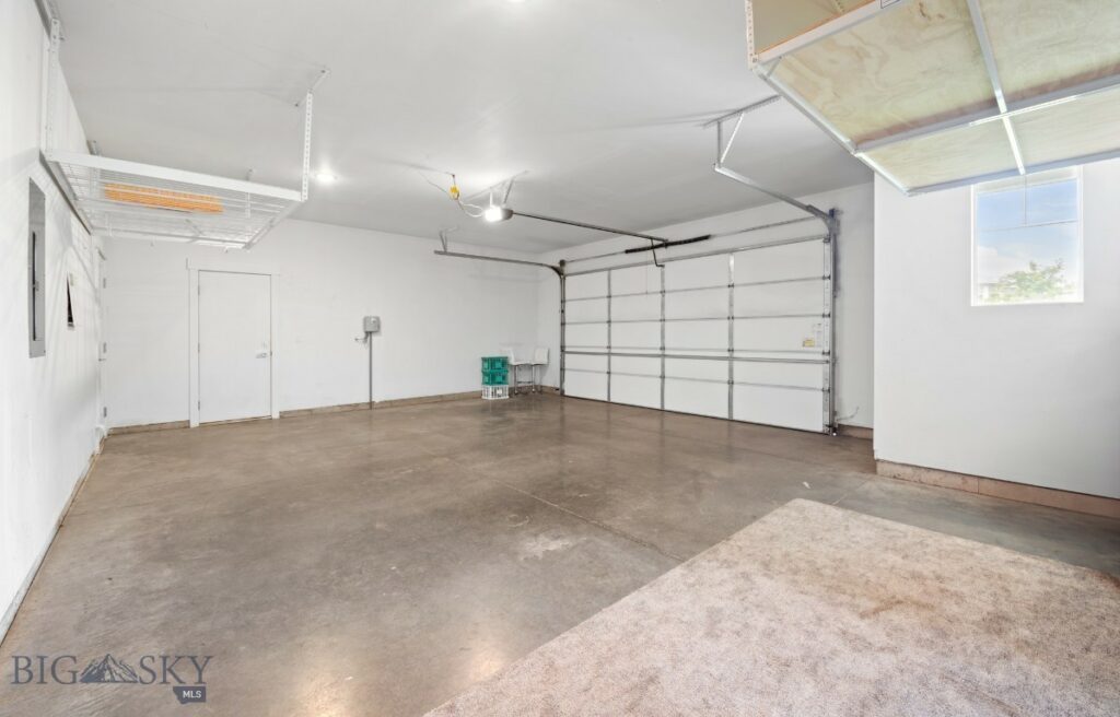 1518 Deadwood Loop, Belgrade MT 59714