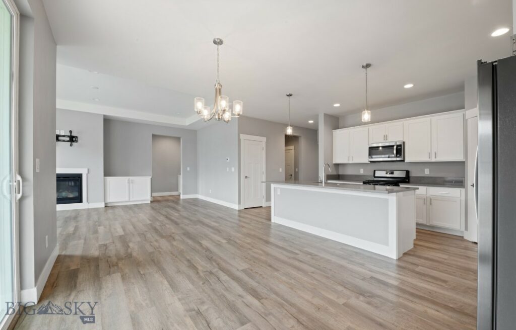 1518 Deadwood Loop, Belgrade MT 59714