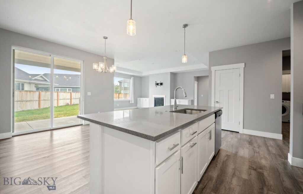 1518 Deadwood Loop, Belgrade MT 59714