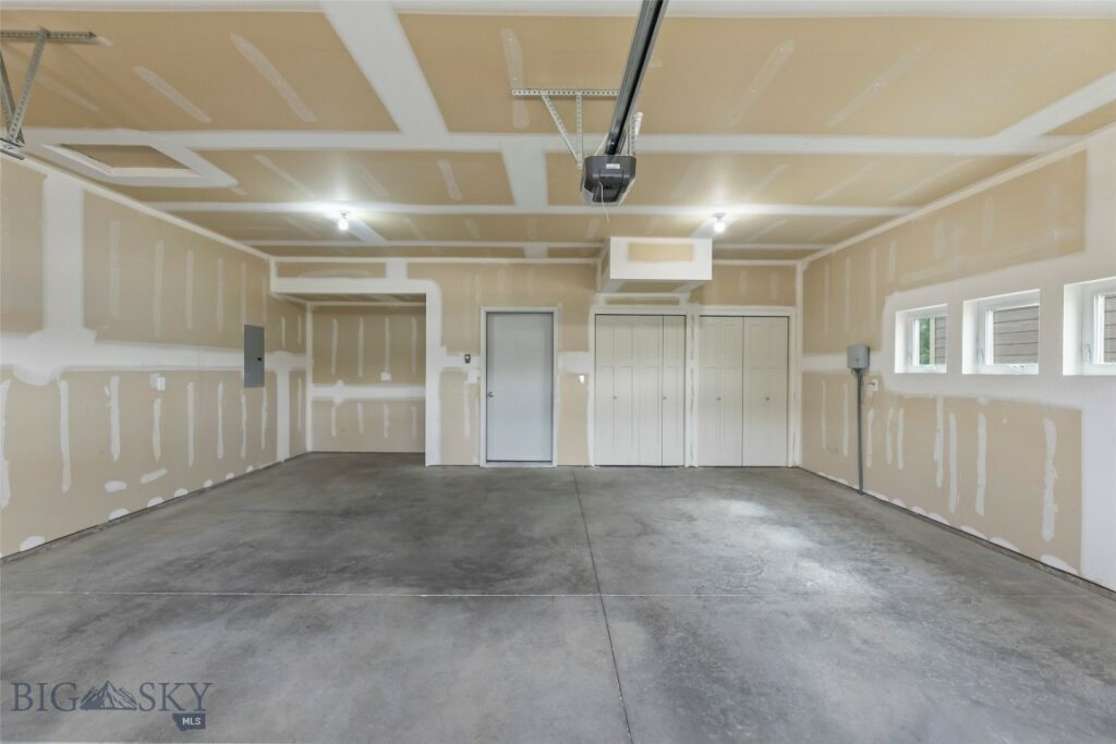 152 Goldcrest Lane, Bozeman MT 59718