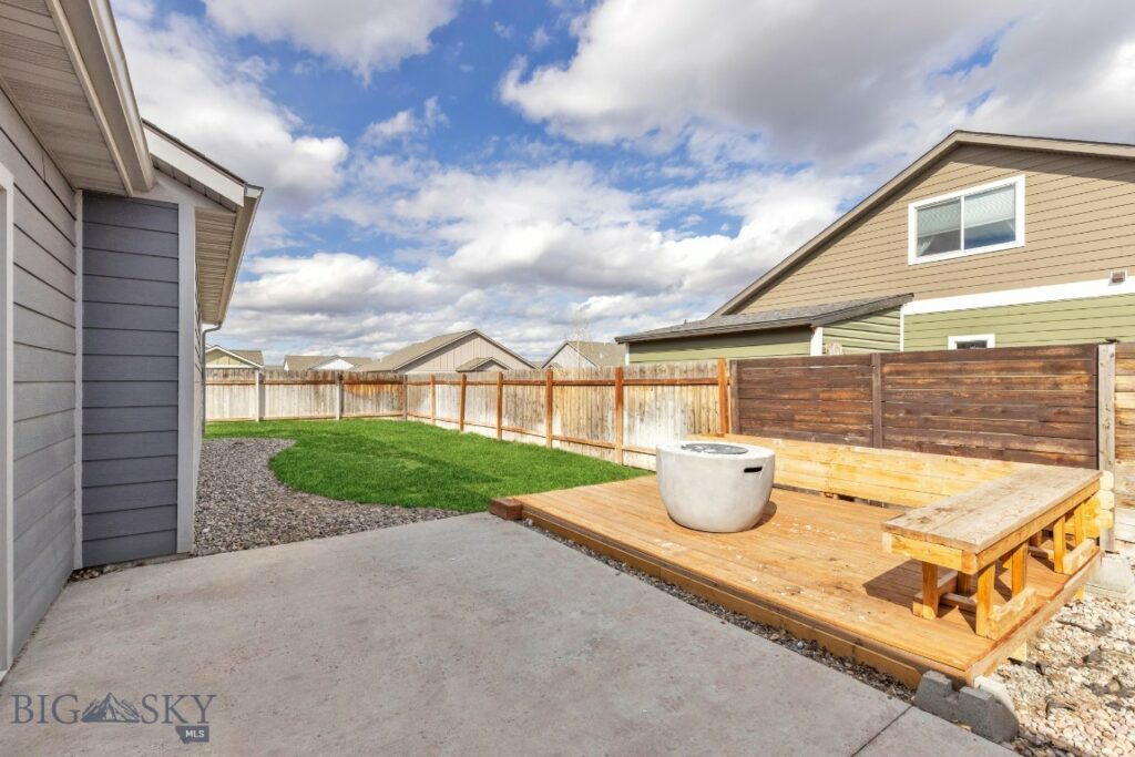 1521 Cheery Drive, Belgrade MT 59714
