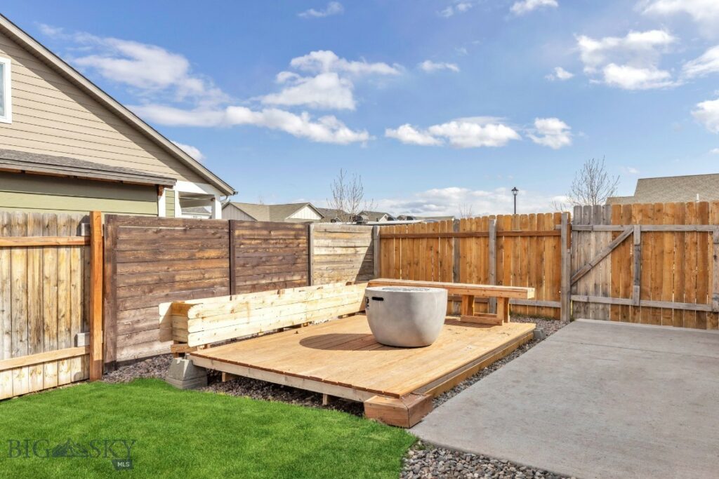 1521 Cheery Drive, Belgrade MT 59714