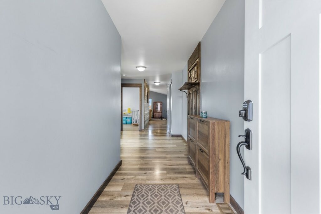 1521 Cheery Drive, Belgrade MT 59714
