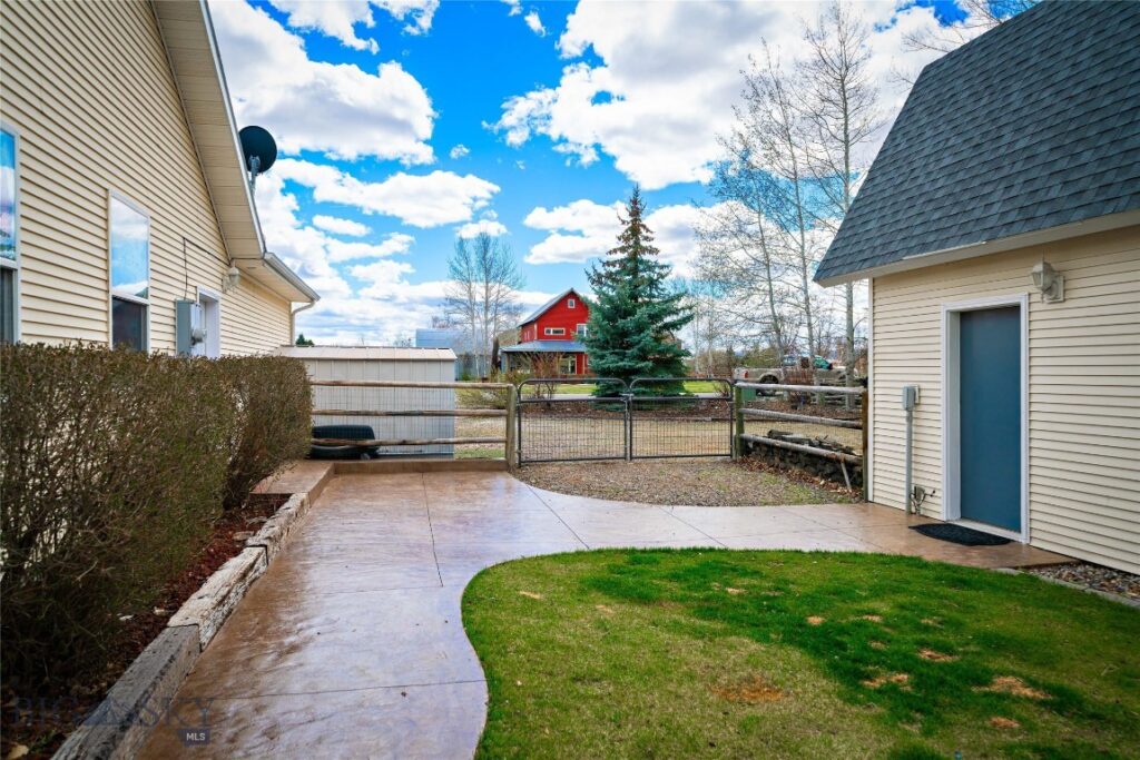 153 Stag Street, Belgrade MT 59714