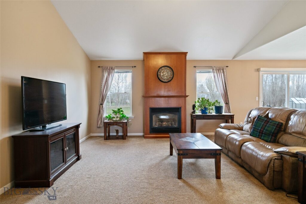 153 Stag Street, Belgrade MT 59714