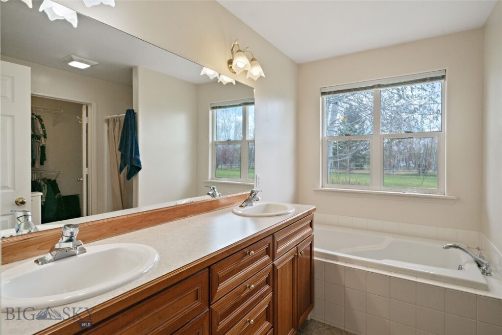 153 Stag Street, Belgrade MT 59714