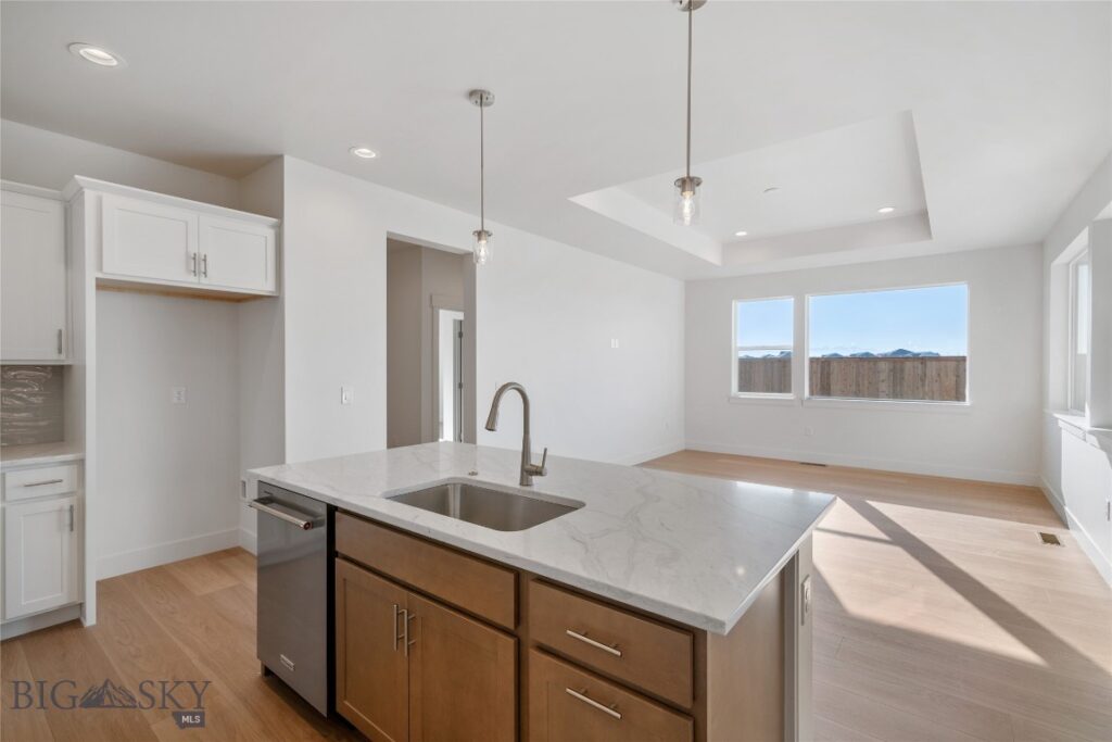 1530 Belle Starr Drive, Belgrade MT 59714