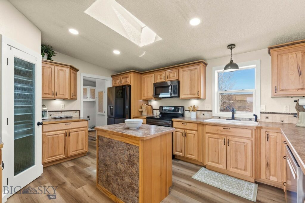 1535 Reynolds Creek Road, Belgrade MT 59714