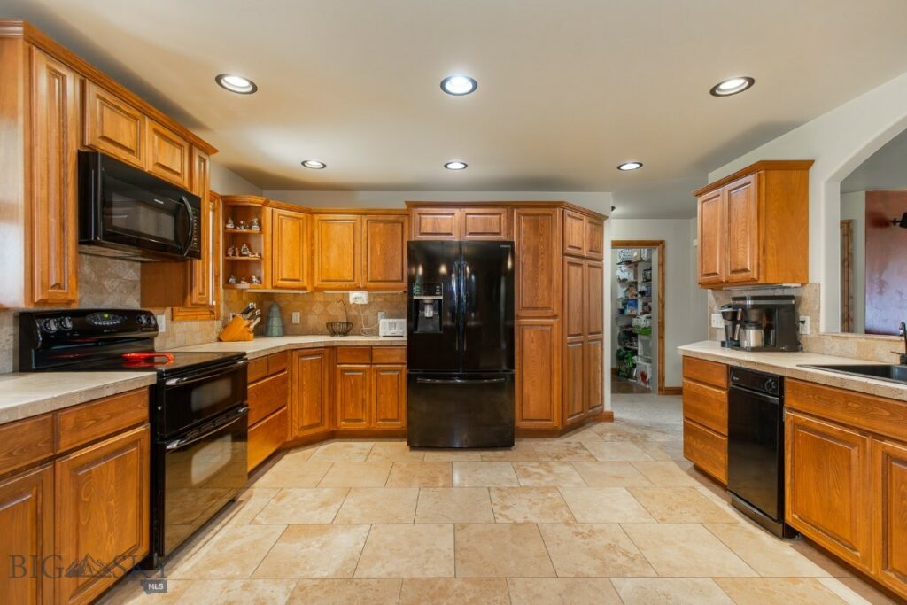 1540 E Baseline Road, Belgrade MT 59714