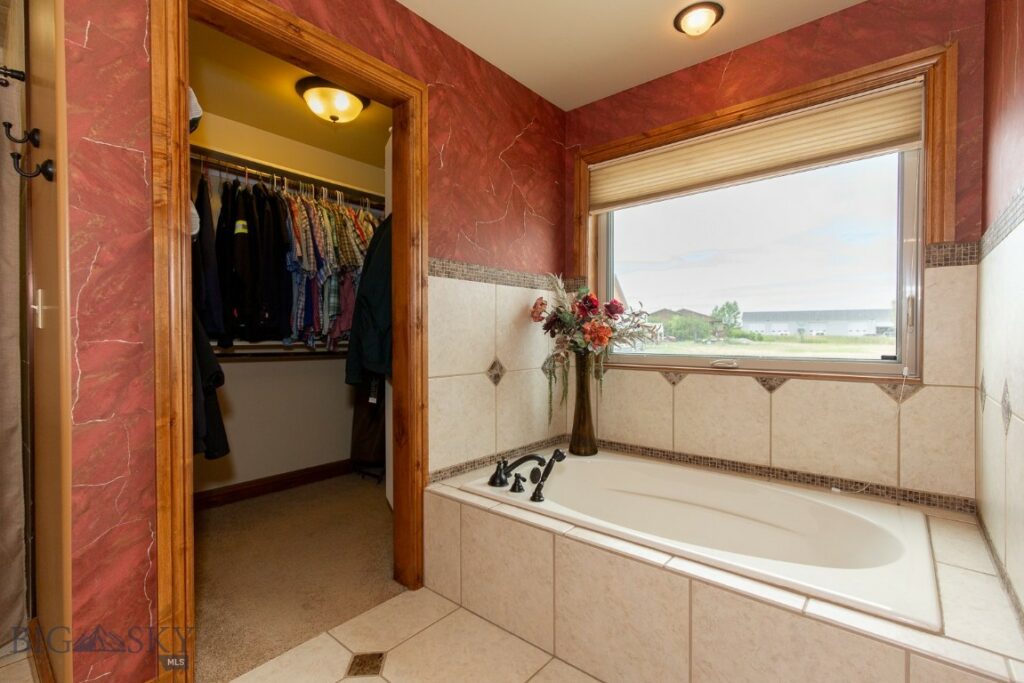 1540 E Baseline Road, Belgrade MT 59714