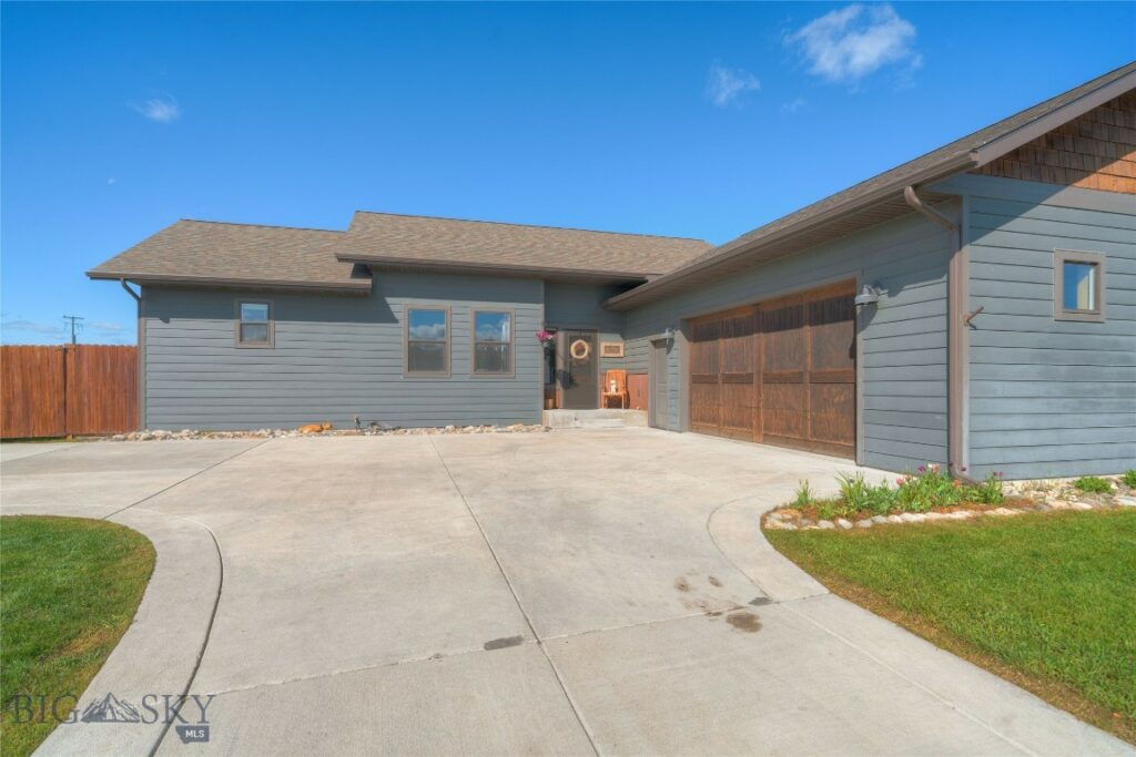 1543 Powers Boulevard, Belgrade MT 59714