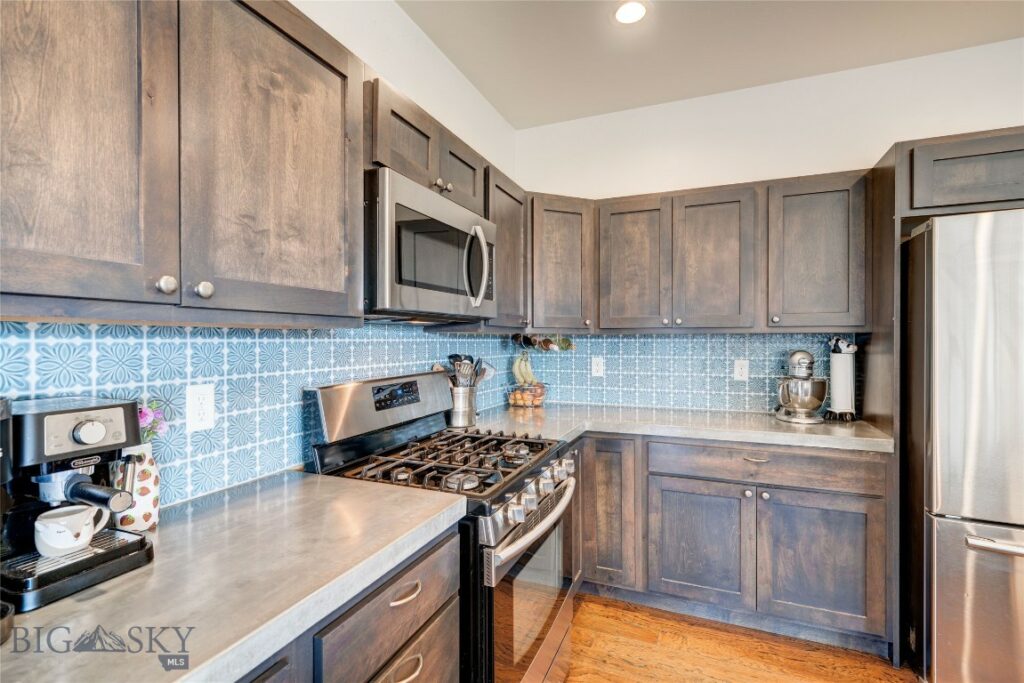1543 Powers Boulevard, Belgrade MT 59714