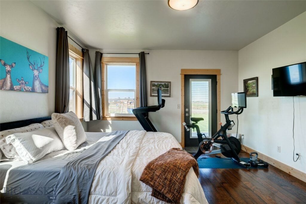 1543 Powers Boulevard, Belgrade MT 59714