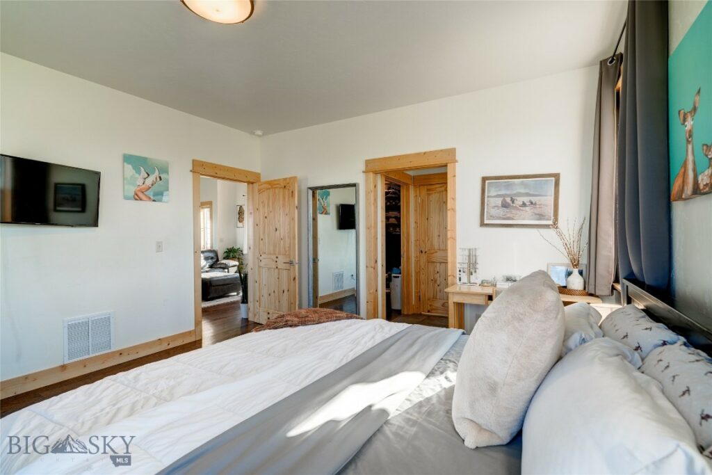 1543 Powers Boulevard, Belgrade MT 59714