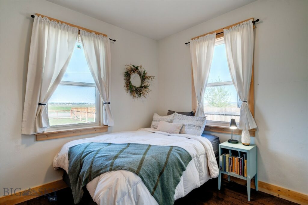 1543 Powers Boulevard, Belgrade MT 59714
