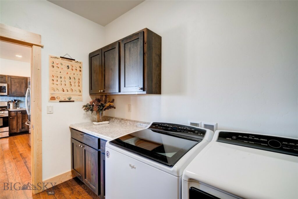 1543 Powers Boulevard, Belgrade MT 59714