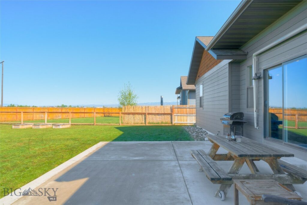 1543 Powers Boulevard, Belgrade MT 59714