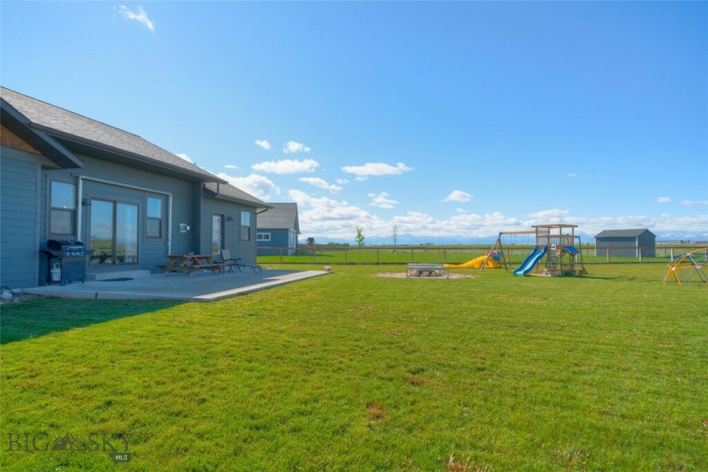 1543 Powers Boulevard, Belgrade MT 59714