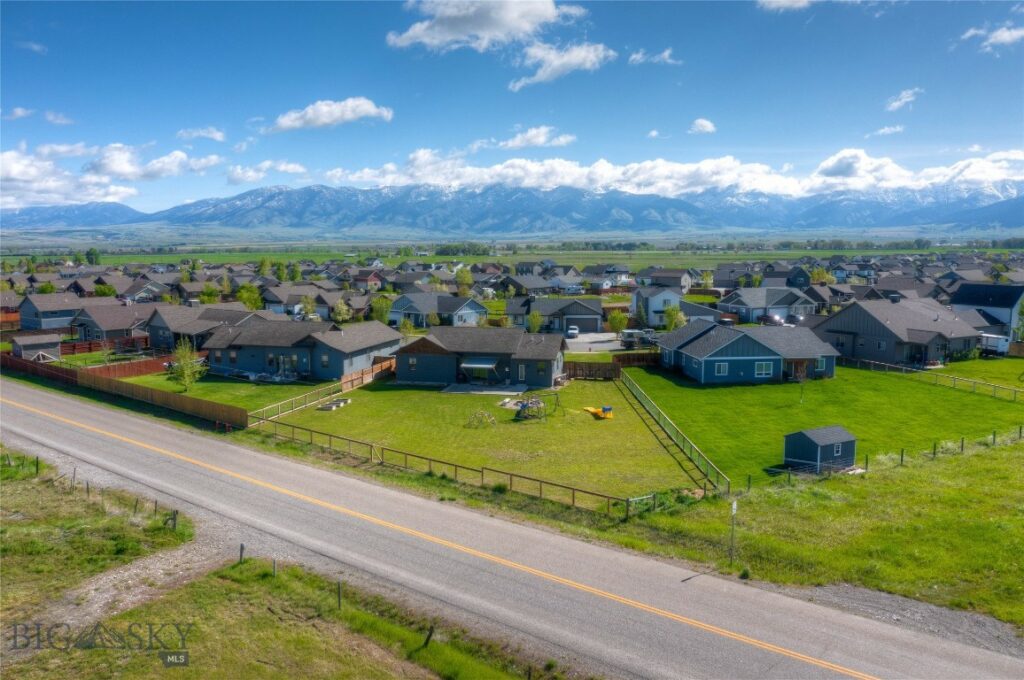 1543 Powers Boulevard, Belgrade MT 59714