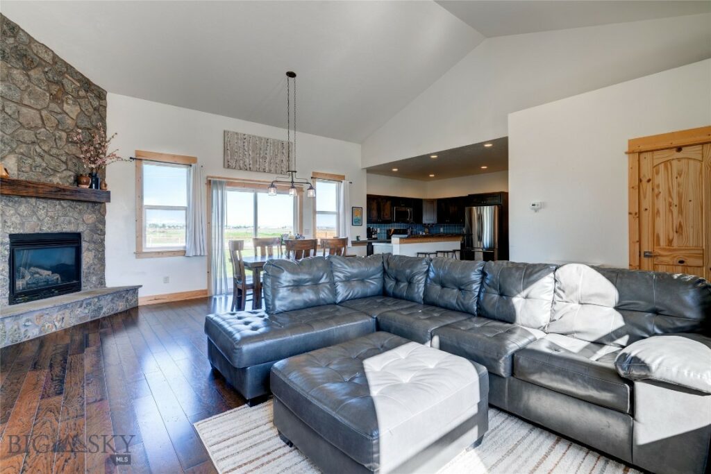 1543 Powers Boulevard, Belgrade MT 59714