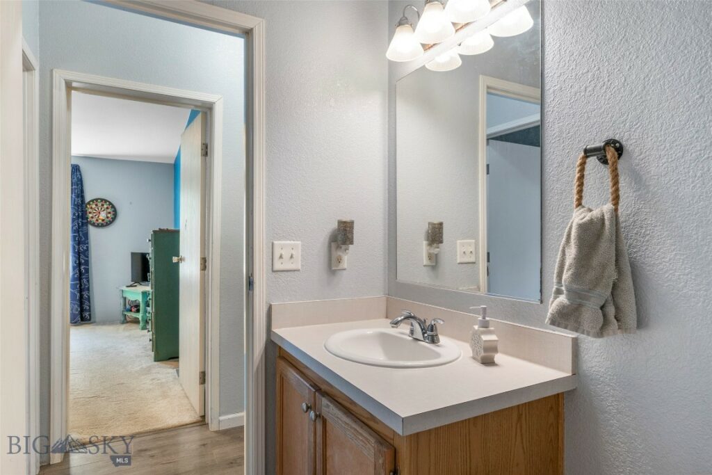 157 W Magnolia, Belgrade MT 59714