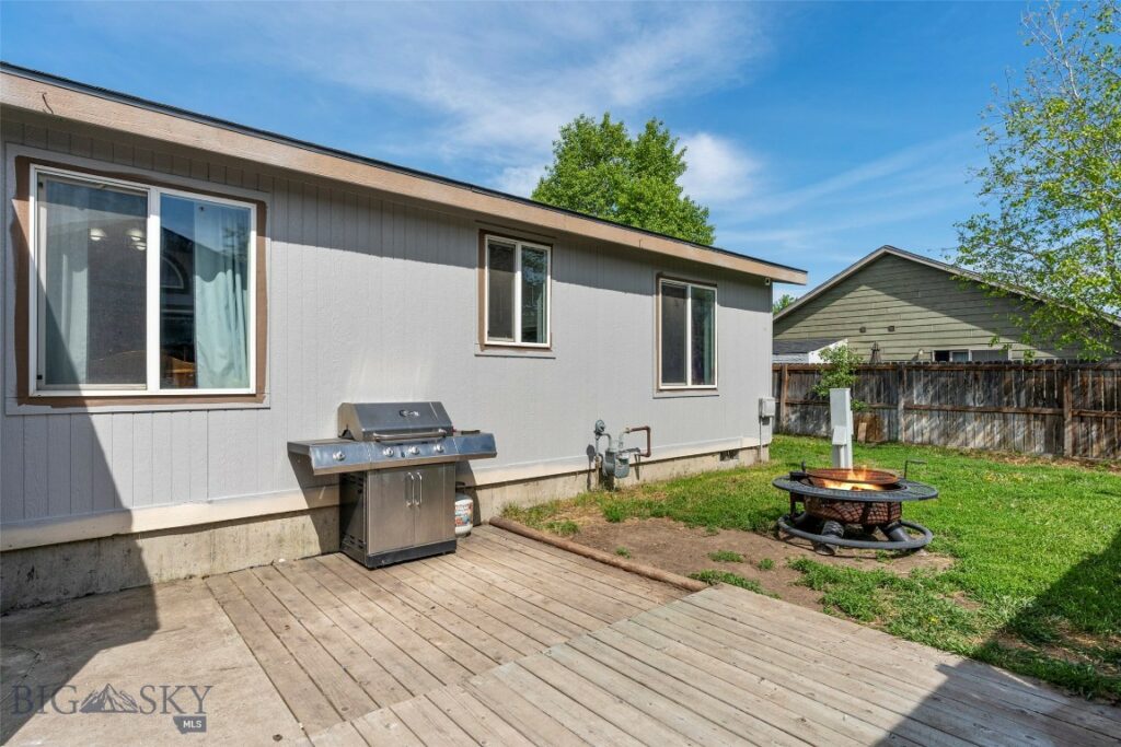 157 W Magnolia, Belgrade MT 59714