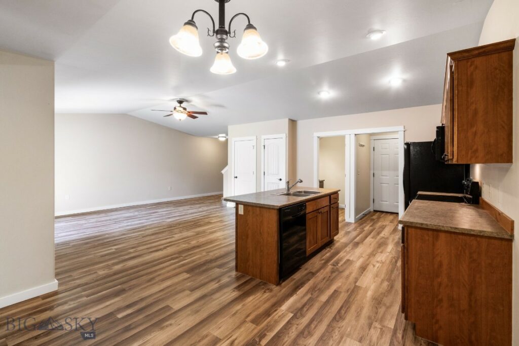158 Tail Feather Lane, Bozeman MT 59718