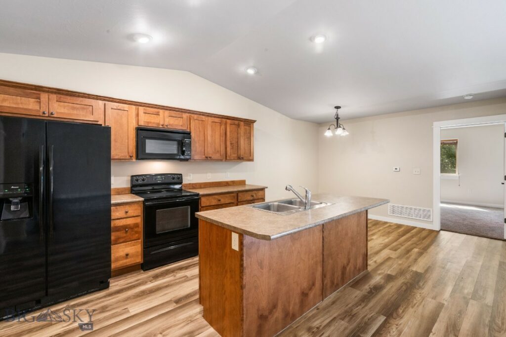 158 Tail Feather Lane, Bozeman MT 59718