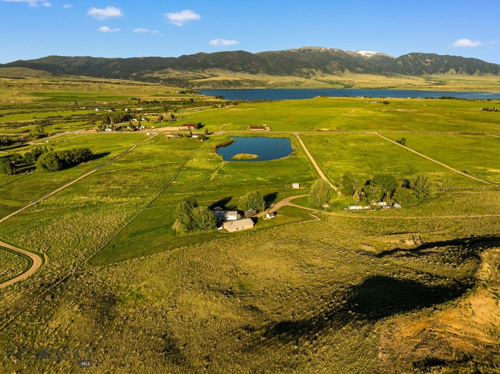 16 Wally D Lane, Belgrade MT 59714