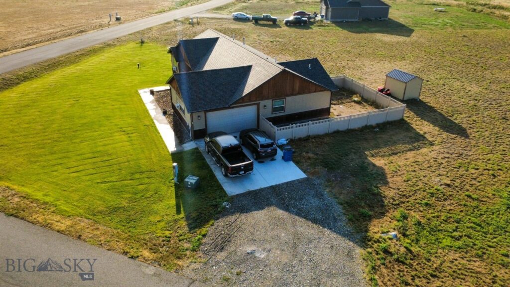 948 Flanders Creek Avenue, Bozeman MT 59718