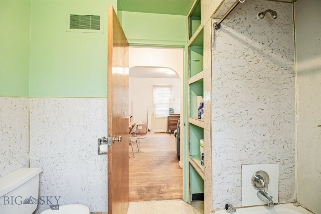 44 Midway Bridger Road, Bozeman MT 59715