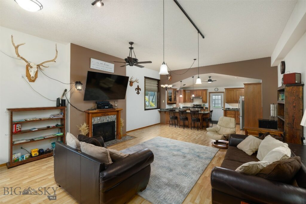 301 Pearl Drive, Belgrade MT 59714