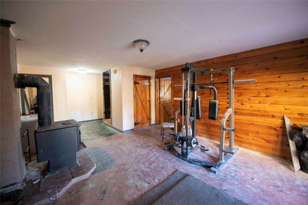3825 Equestrian Lane, Bozeman MT 59718