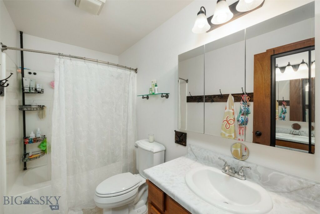 301 Pearl Drive, Belgrade MT 59714