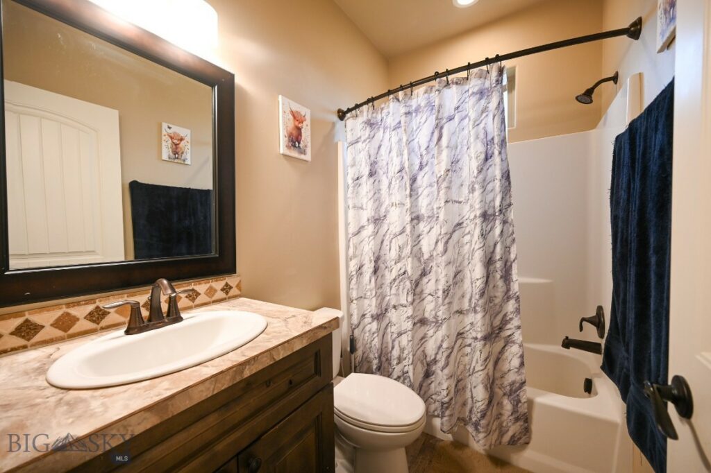 948 Flanders Creek Avenue, Bozeman MT 59718